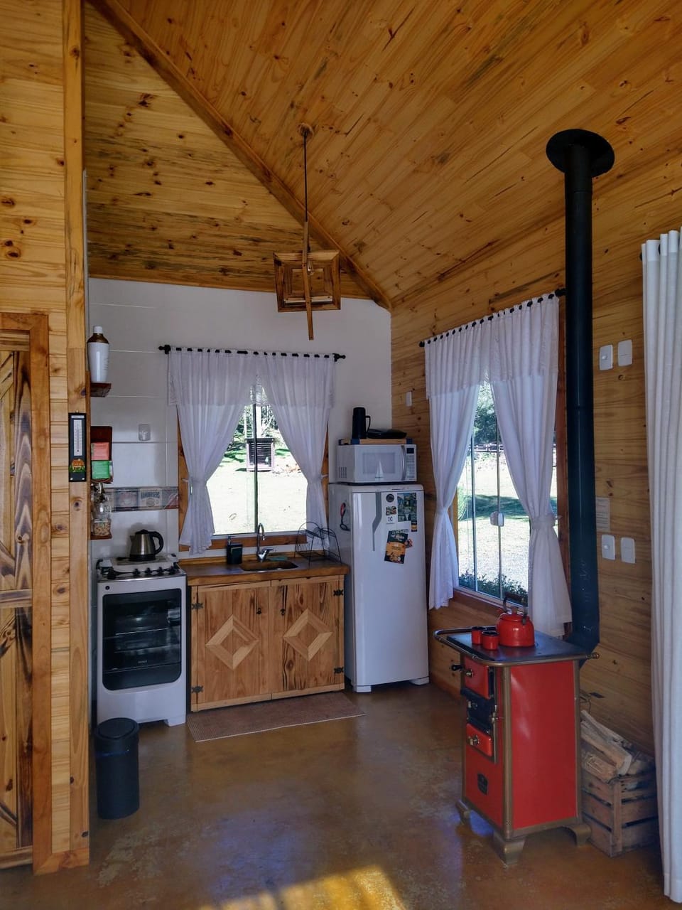 pet friendly, stove, kitchen