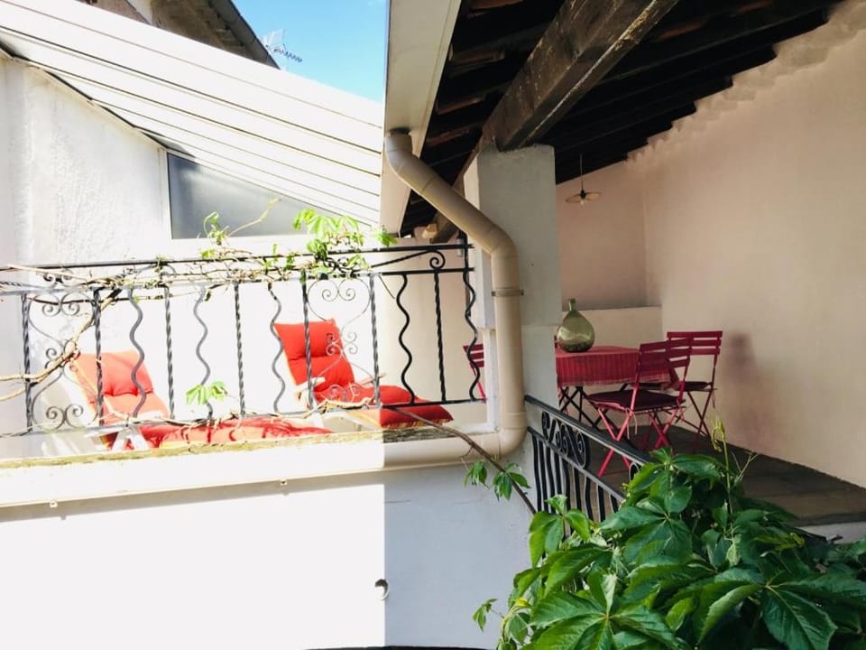 Balcony/Terrace, Dining area