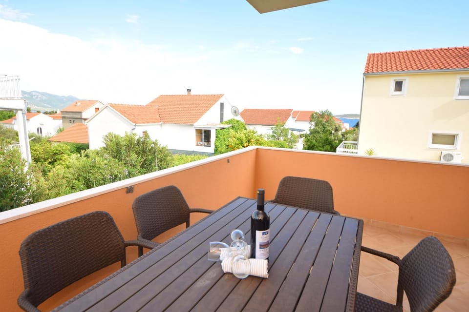Balcony/Terrace, Garden view, Sea view, Street view