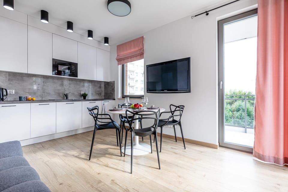 TV and multimedia, Kitchen or kitchenette, Living room