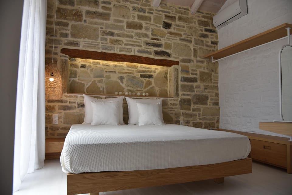 LAINI LUXURY SUITES Villa in Crete