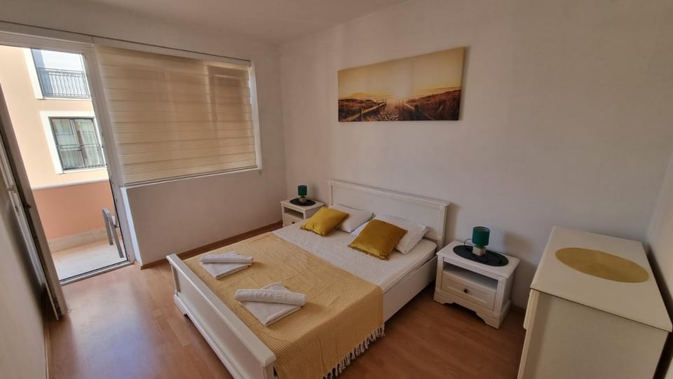 Sky - Pine Apartment in Kotor Municipality