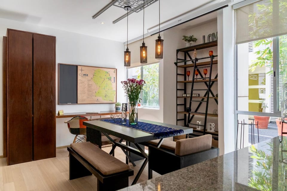 Dining area, Dinner