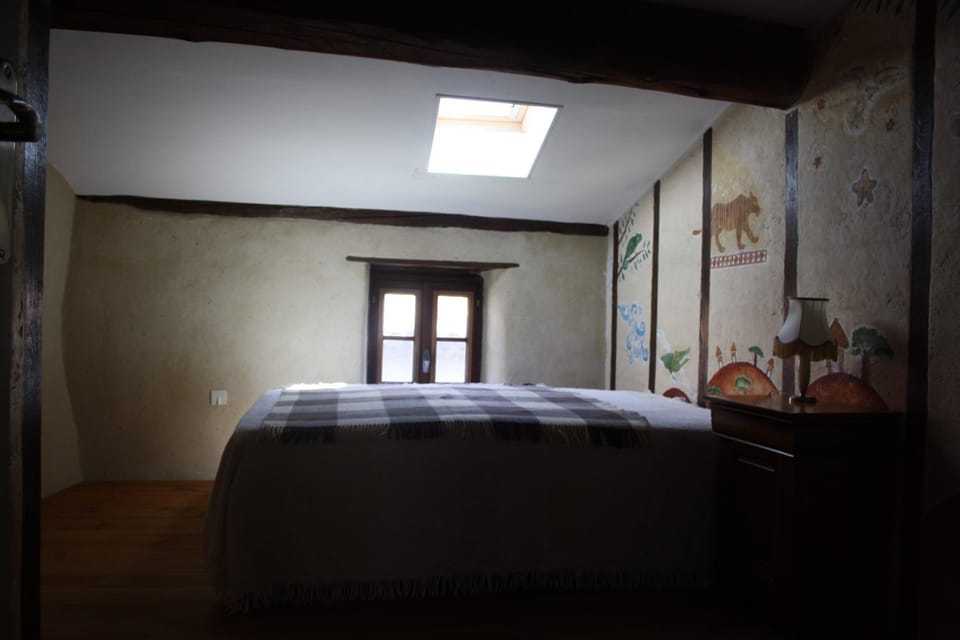 Montségur ARIEGE grande maison éco-rénovée House in Occitanie