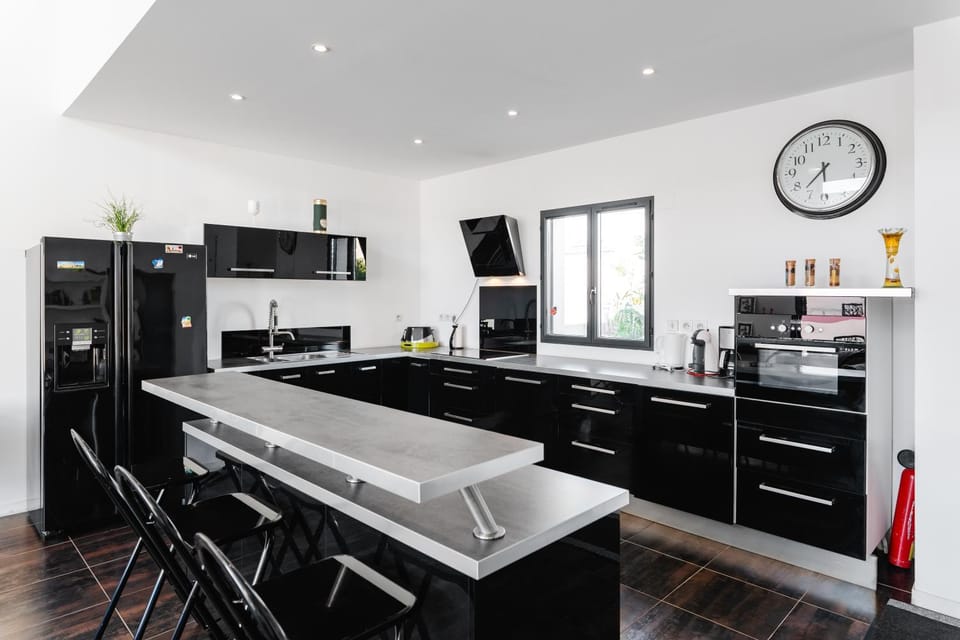 Kitchen or kitchenette, pet friendly