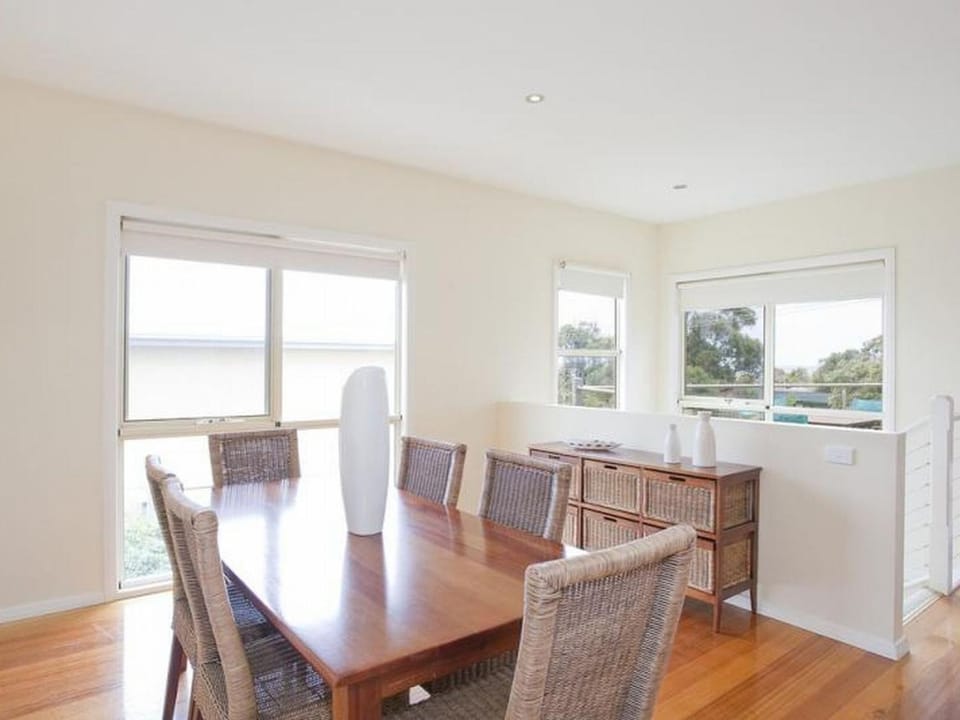 Darian Beach House 1-28 Sea Views 500m to Beach House in Torquay