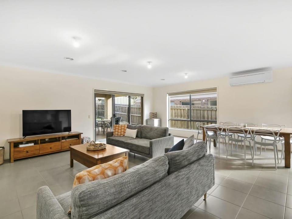 Ocean View Crescent 59 House in Torquay