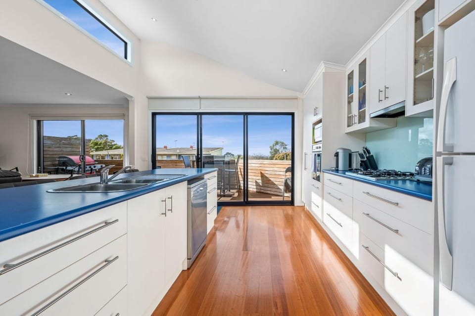 Family Casa in Old Torquay - Walk to Beach & Cafes House in Torquay