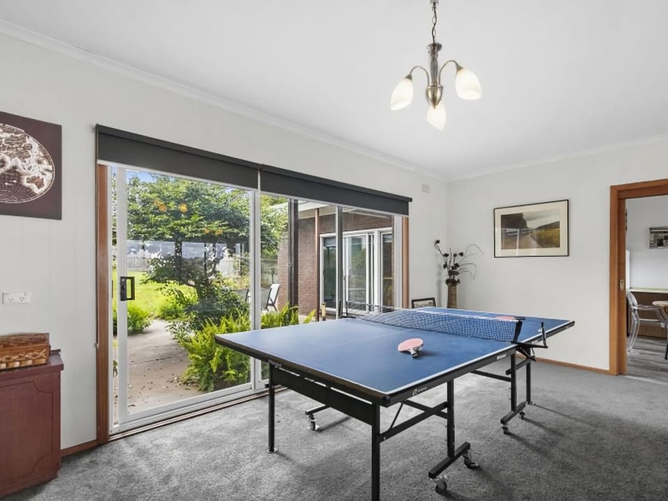 Coastal Comfort 3 Bedroom House in Torquay