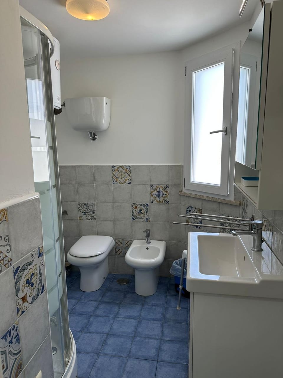 Shower, Toilet, Bathroom, bidet