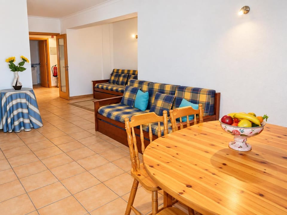 T2 Praia da Rocha/ Beach Apartment in Portimao