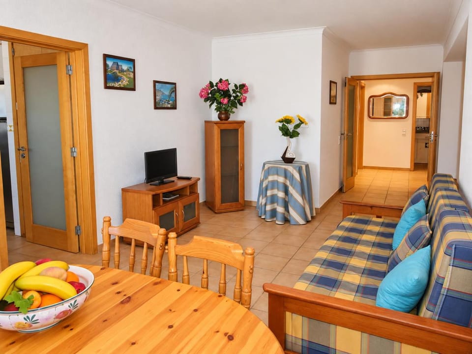 T2 Praia da Rocha/ Beach Apartment in Portimao