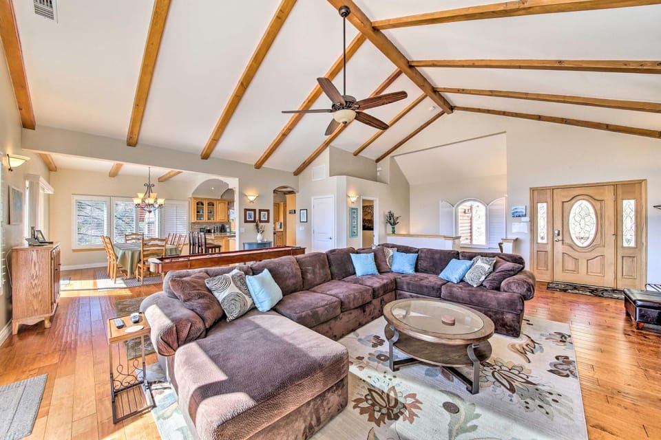 Mountain Gem w/ Game Room, 5 Mi to Lake Arrowhead! House in Southern California