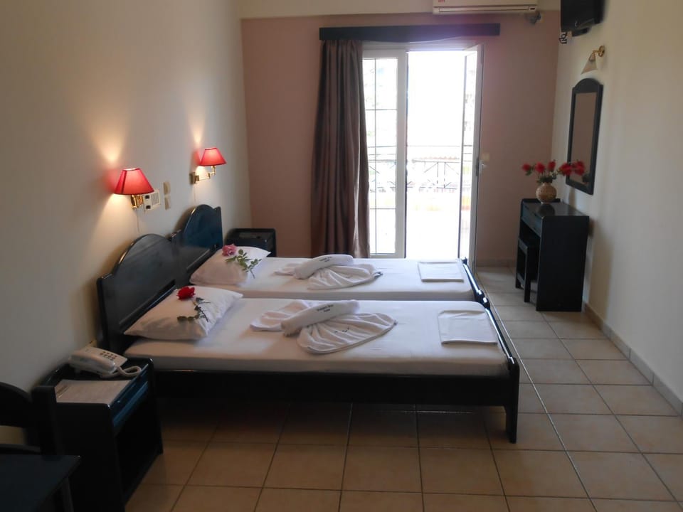 Golden Star Apartment hotel in Nydri