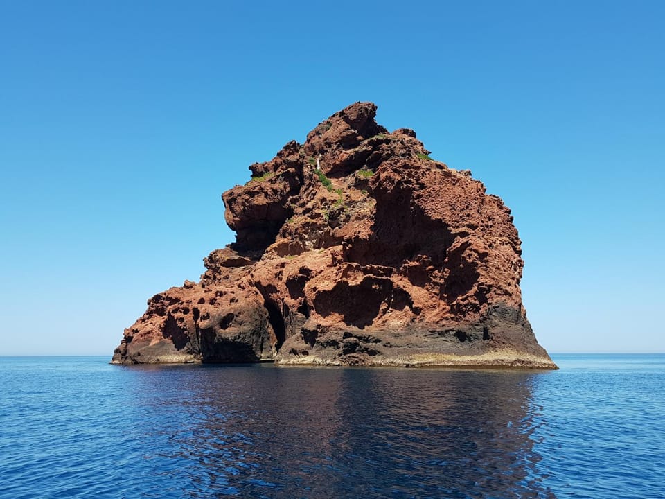 Nearby landmark, Natural landscape