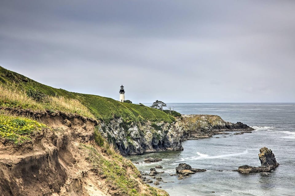 Luxurious Newport Estate with Spa and Lighthouse Views House in Newport