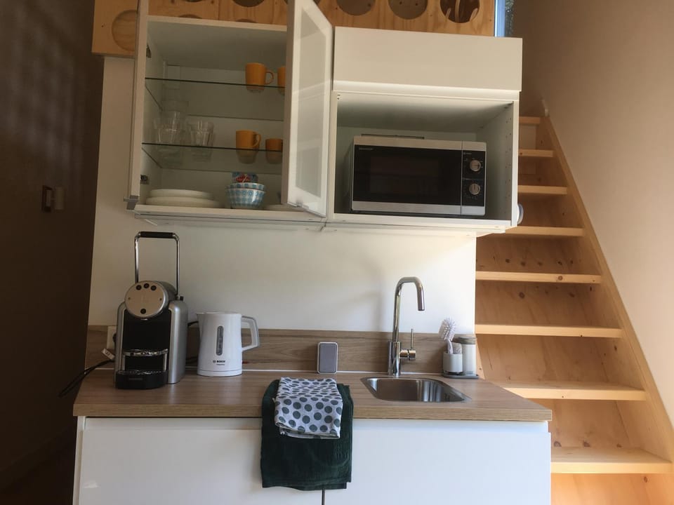 Coffee/tea facilities, Kitchen or kitchenette
