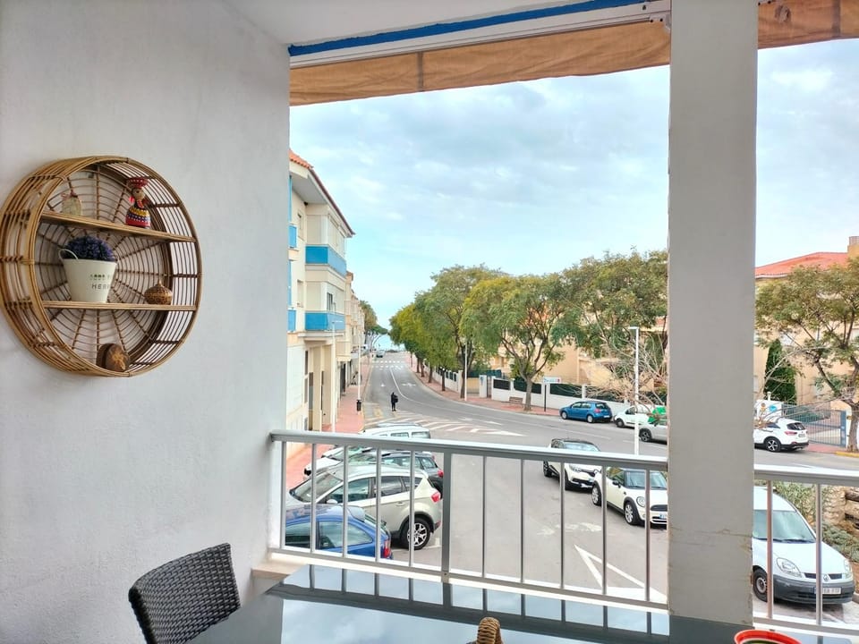 View (from property/room), Balcony/Terrace, Location