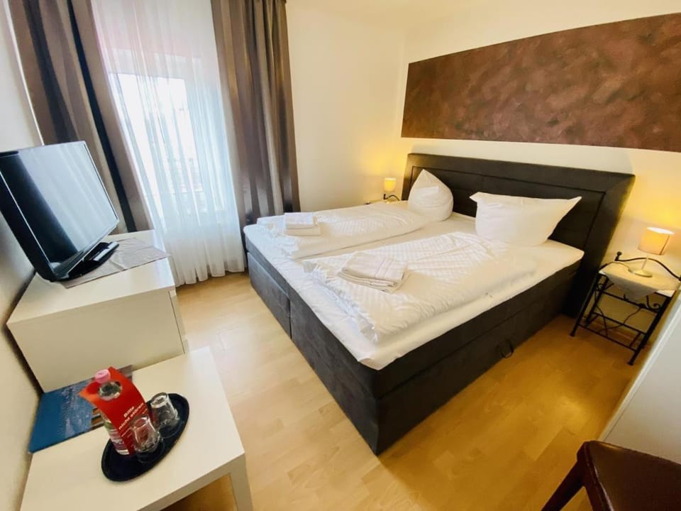 Doppelzimmer Dinner, direkt am Alten Strom House in Mecklenburg-Vorpommern, Germany