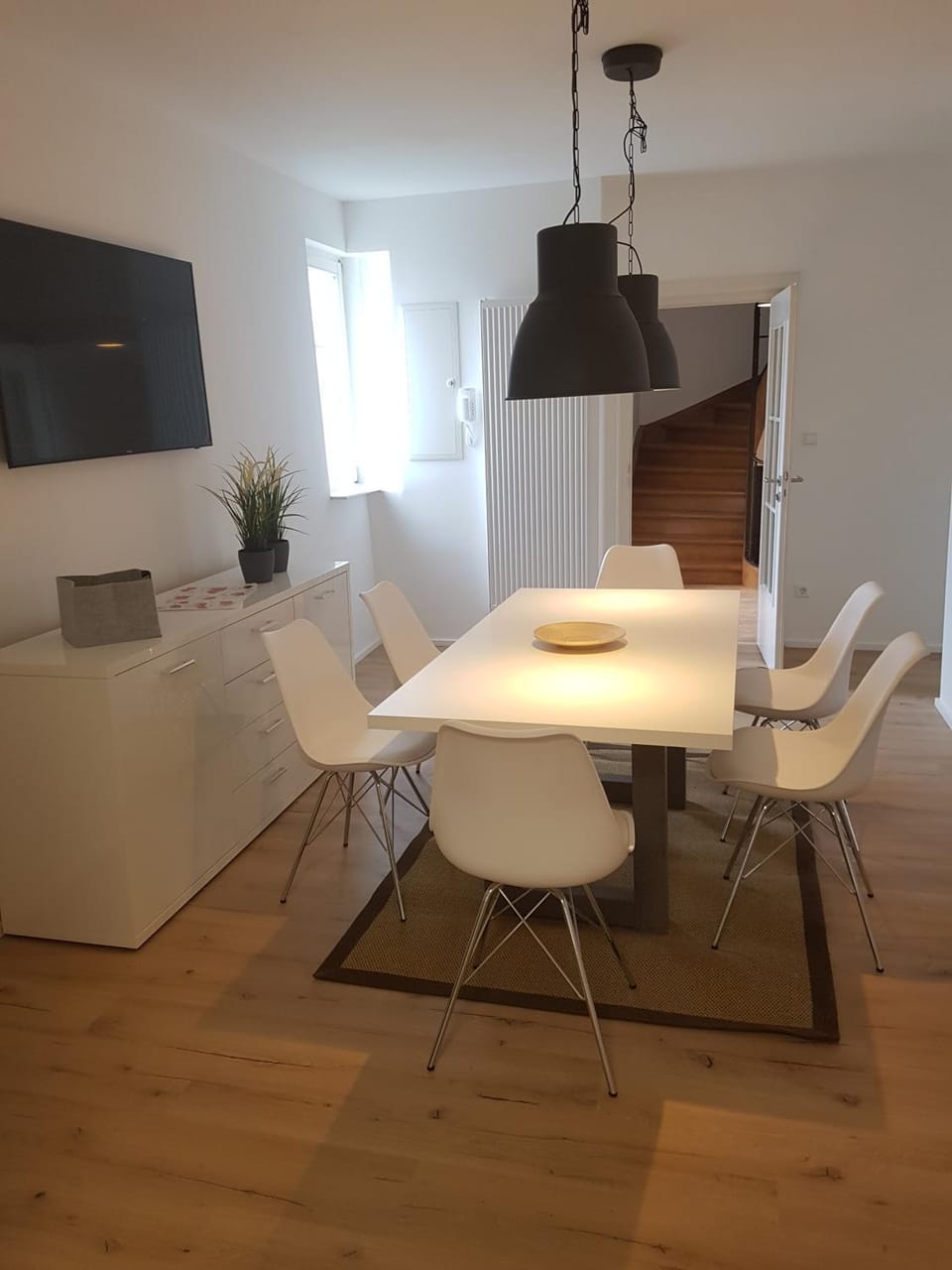 Communal lounge/ TV room