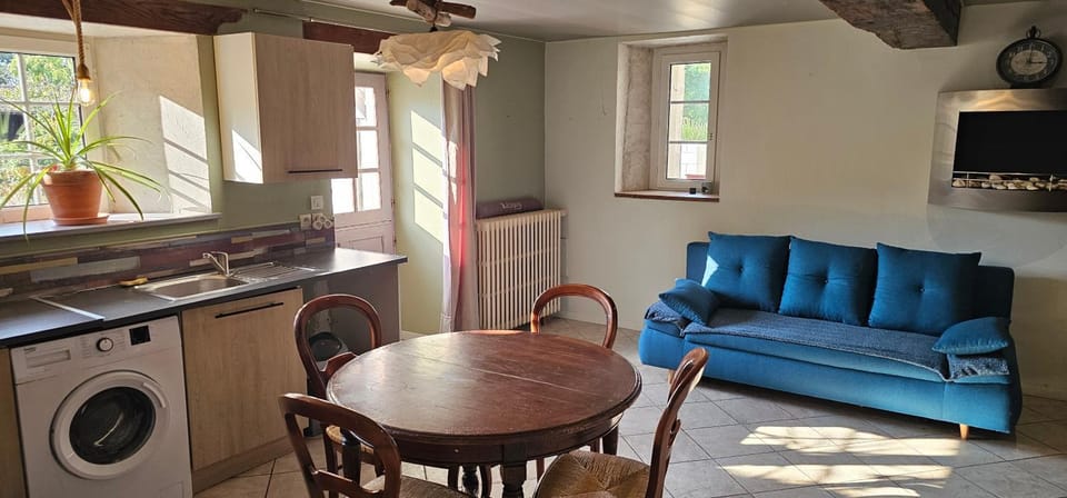 Gîte 4 personnes L'Oasis des Marais House in Nouvelle-Aquitaine