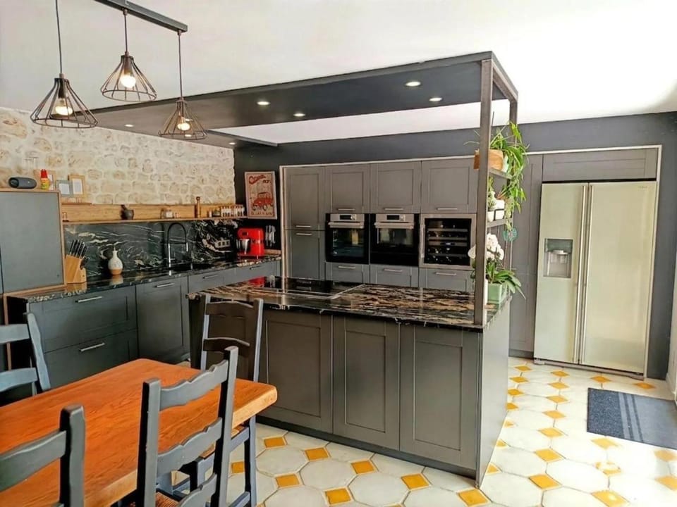 Gîte 8 personnes L'Oasis des Marais House in Nouvelle-Aquitaine