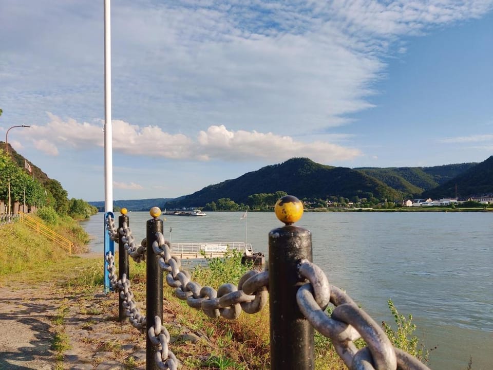 Nearby landmark, Natural landscape, Hiking, On site, Area and facilities