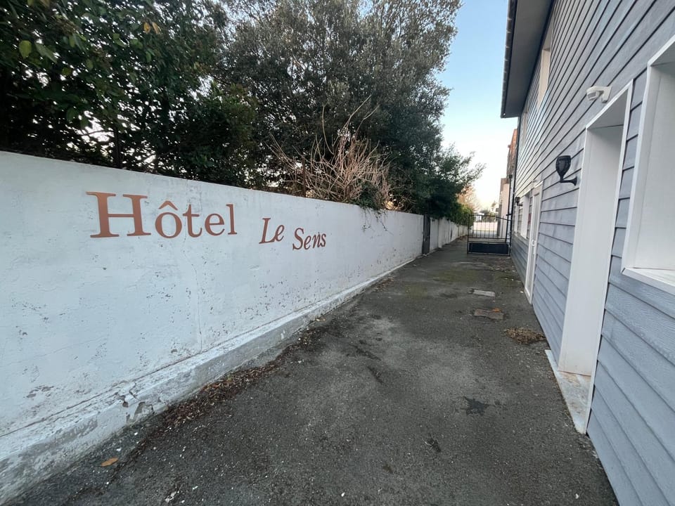 Hôtel Le Sens Hotel in Vaux-sur-Mer