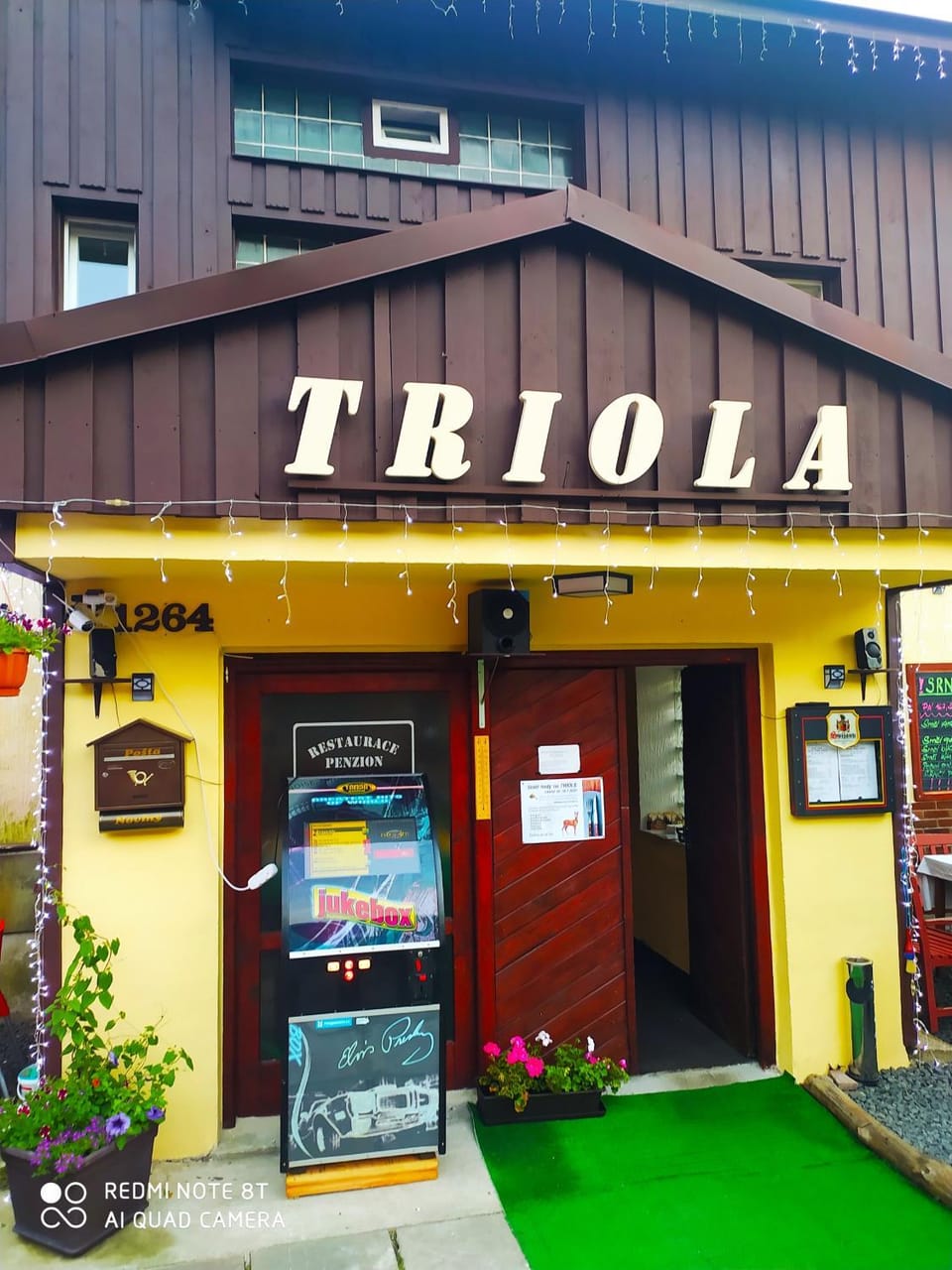 WELLNESS Penzion Triola Bed and Breakfast in Lower Silesian Voivodeship