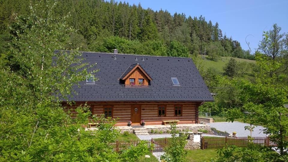Apartmány u vlčích jam Apartment in Czechia