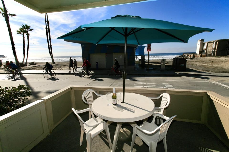 A19 - Surf Shack House in Oceanside