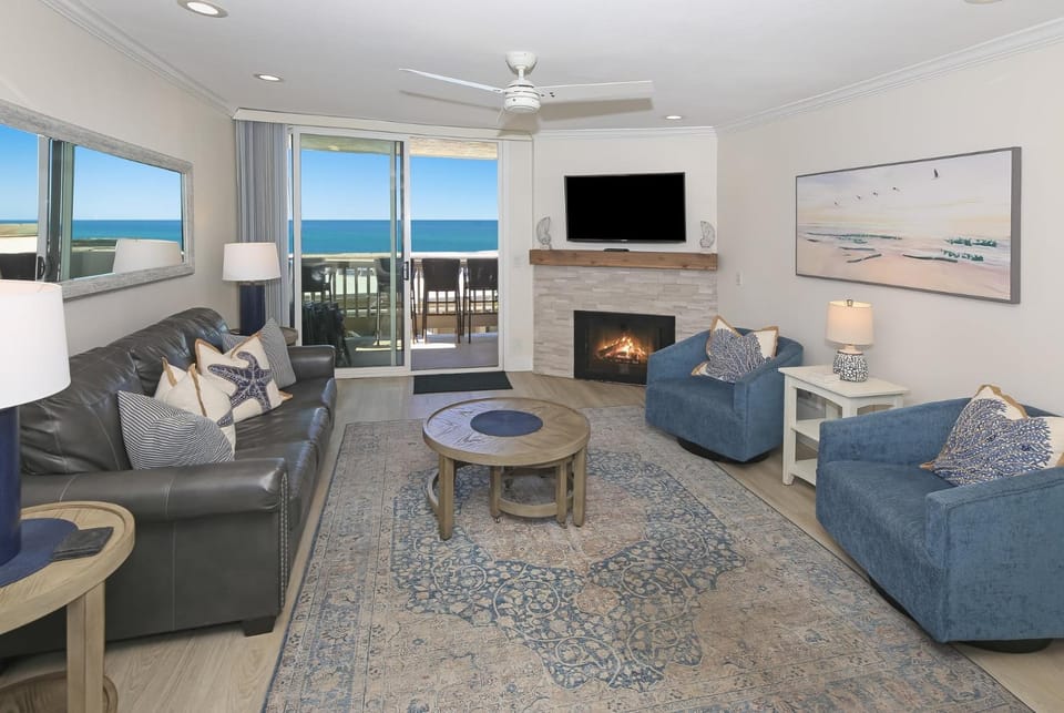 E112 - Skeen's Beachfront House in Oceanside