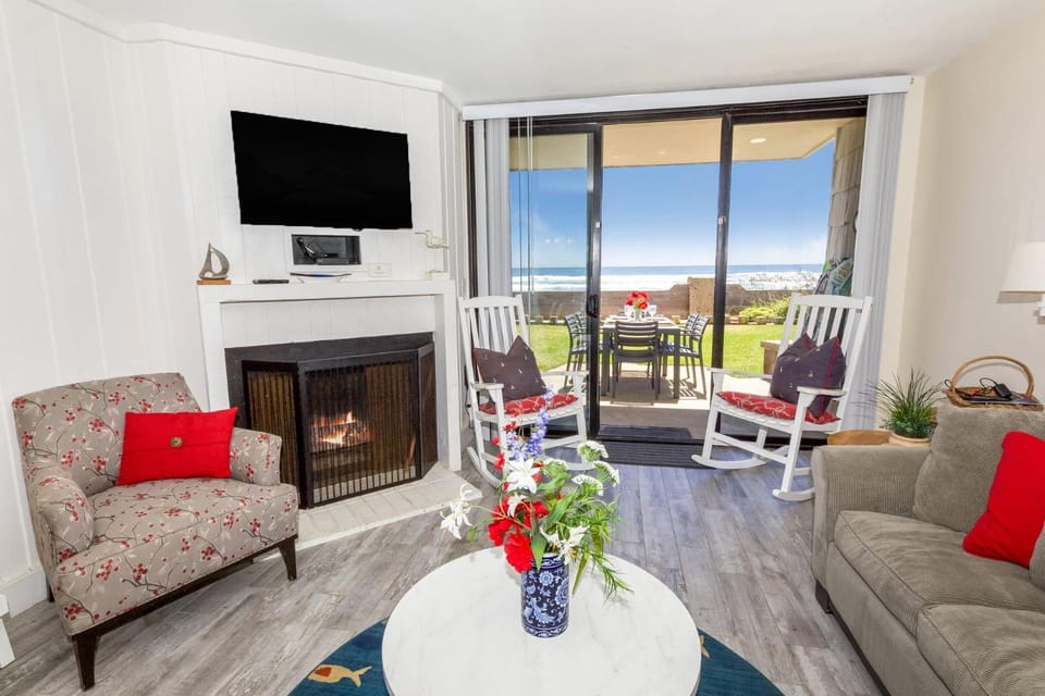 E17 - Sea Haven House in Oceanside