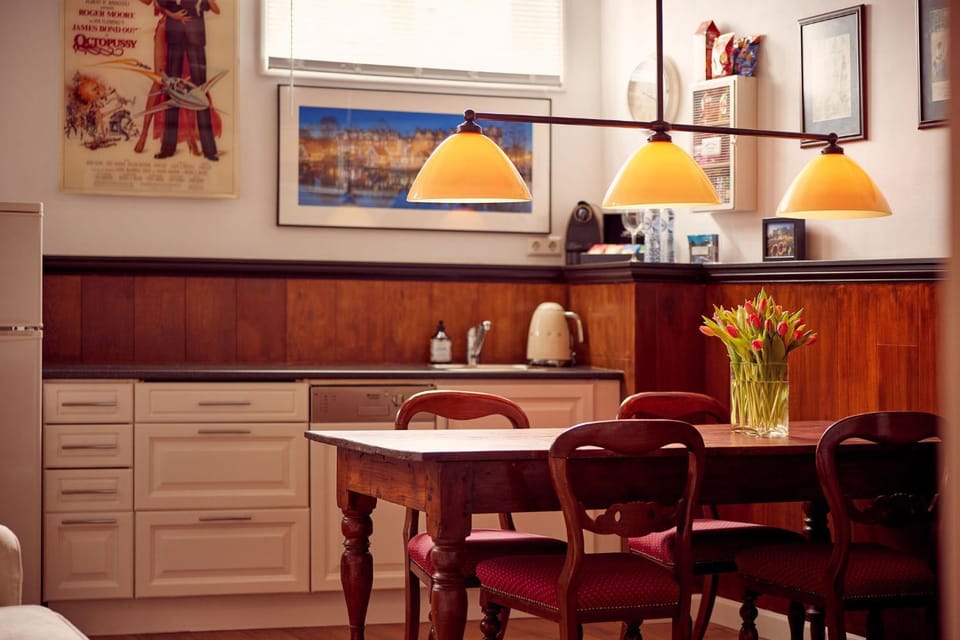 Dining area, Breakfast, oven