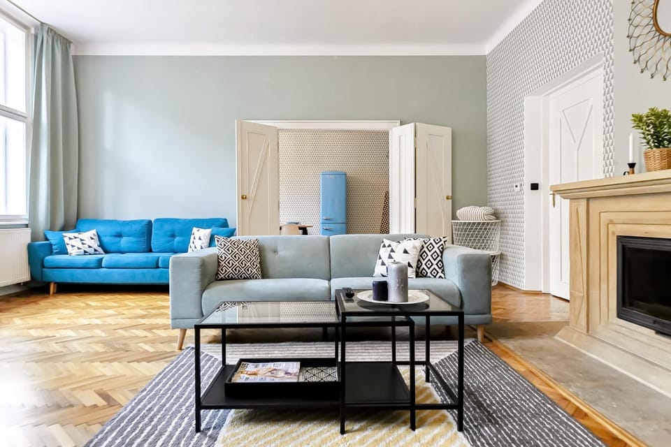 Living room, Seating area