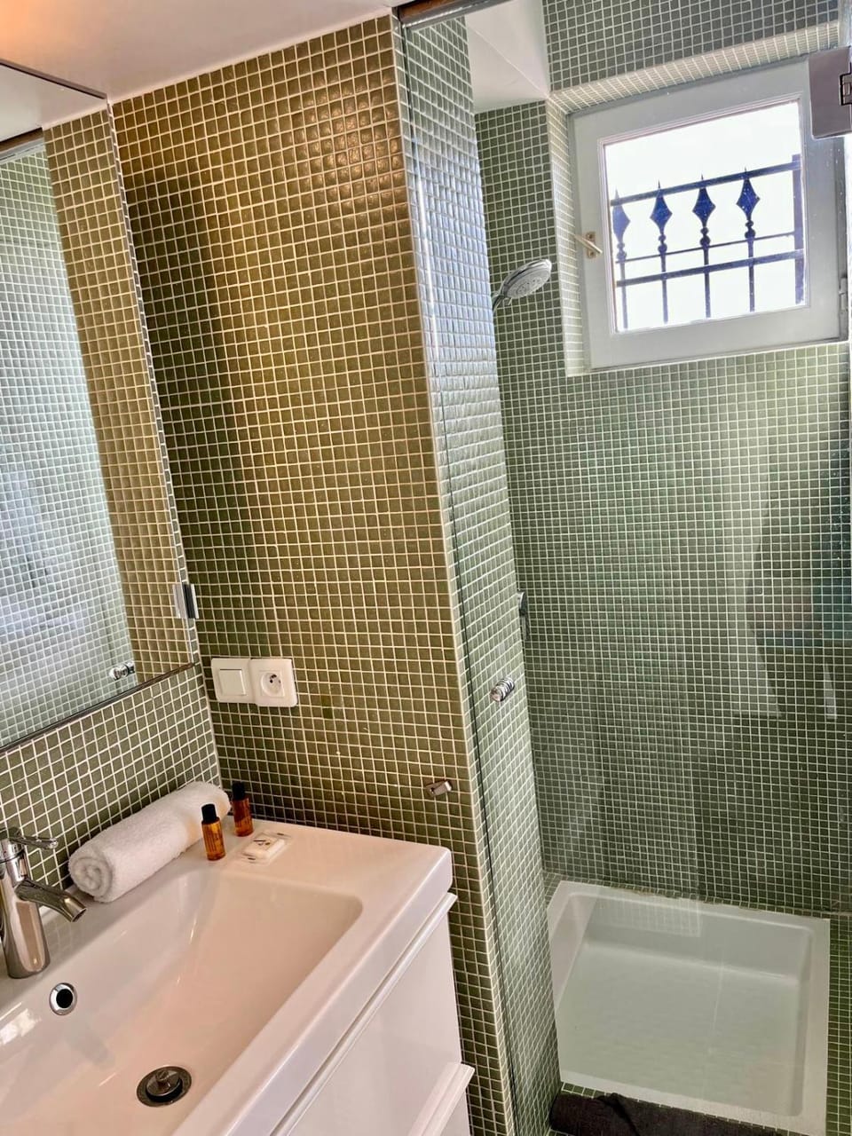 Property building, Bathroom