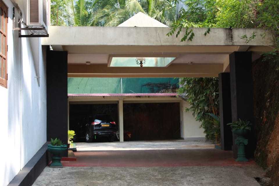 Facade/entrance, Day