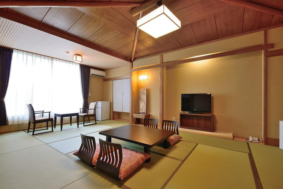 New Hakkeien Ryokan in Shizuoka Prefecture