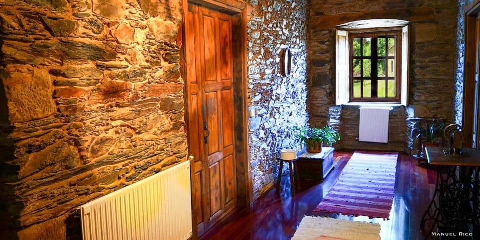 Cabeza da Vila Country House in Asturias