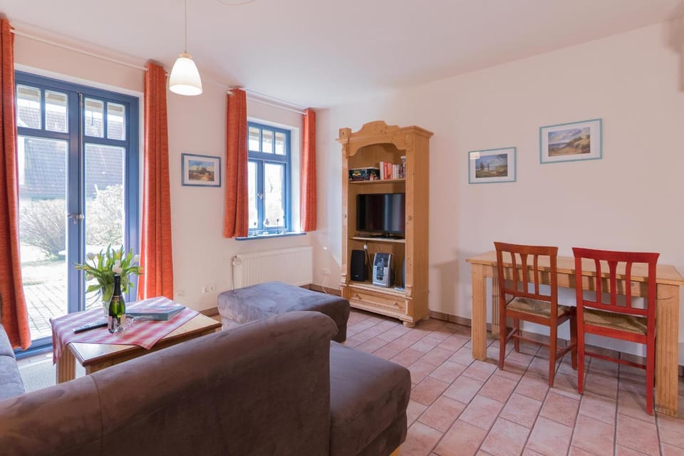 Ferienhaussiedlung Strandperlen Küstenhof 3c (Typ V) House in Wustrow