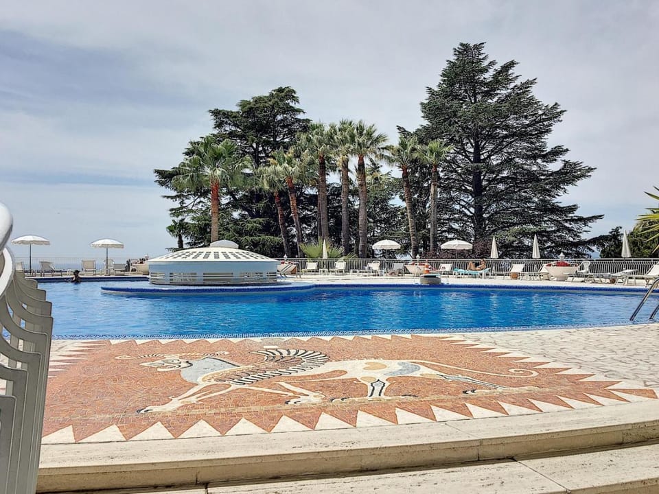 FRGK "Semiramis Prestige vue mer & piscine" Apartment in Cannes