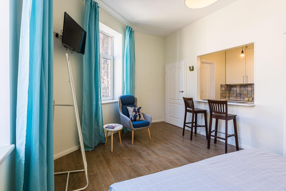 Kitchen or kitchenette, Seating area, Dining area, kitchen