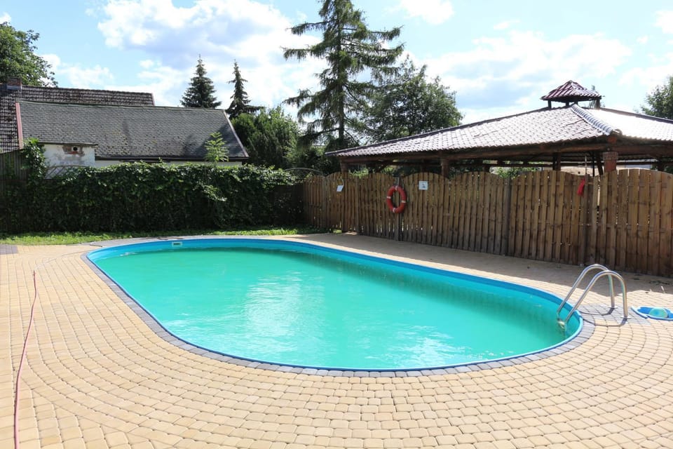 Natural landscape, Activities, Garden, Other, Windsurfing, Swimming pool