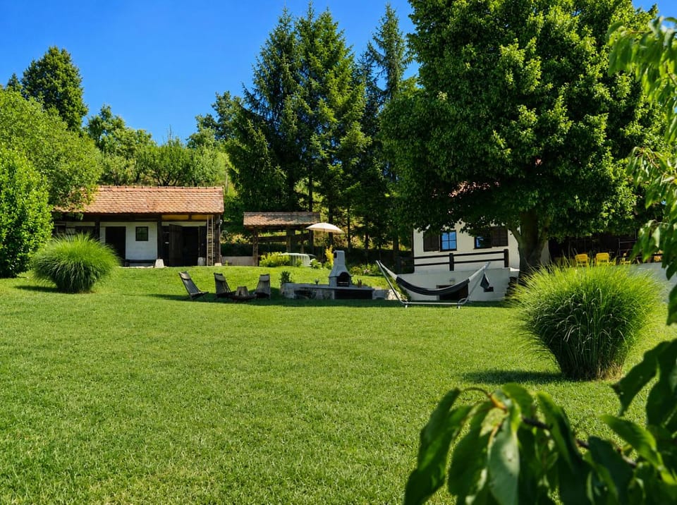 Property building, BBQ facilities, Children play ground, Hot Tub, Garden view