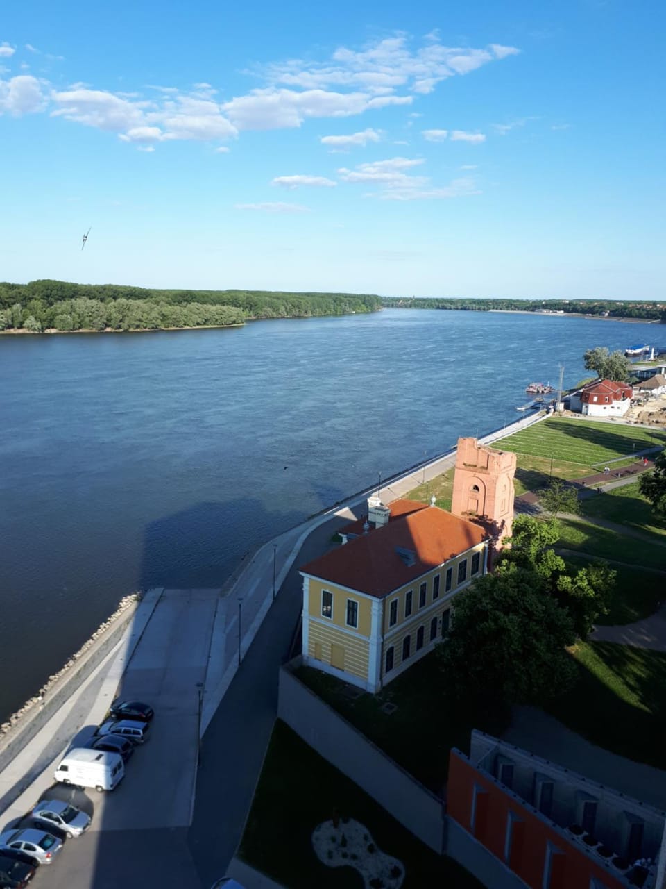 Bird's eye view, River view