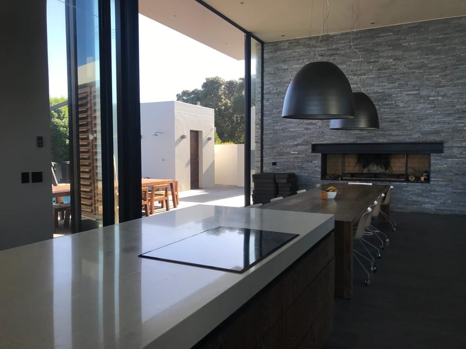 Patio, Communal lounge/ TV room, BBQ facilities, Lounge or bar, Swimming pool, Non alcoholic drinks