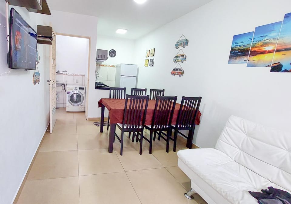 Linda casa a 150m da praia e prox ao Beto Carrero House in Penha