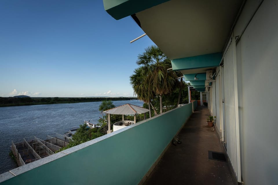 Property building, Balcony/Terrace, River view