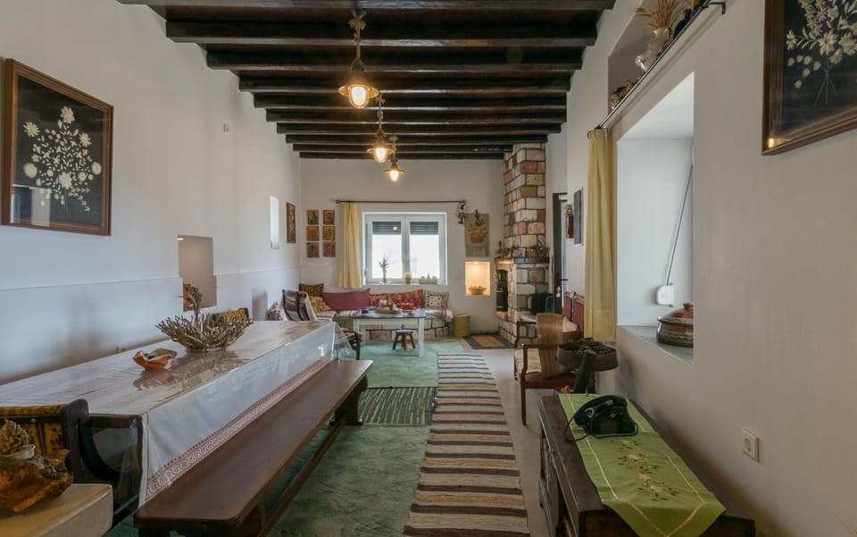 Komia Sea View Traditional House in Milos