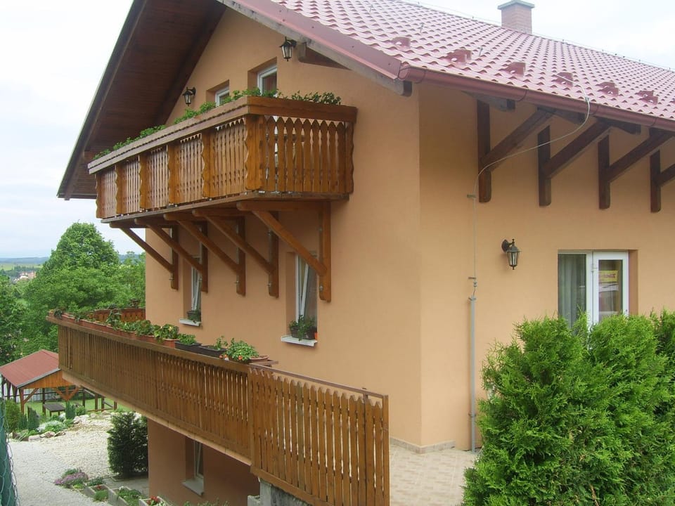 Property building, Balcony/Terrace